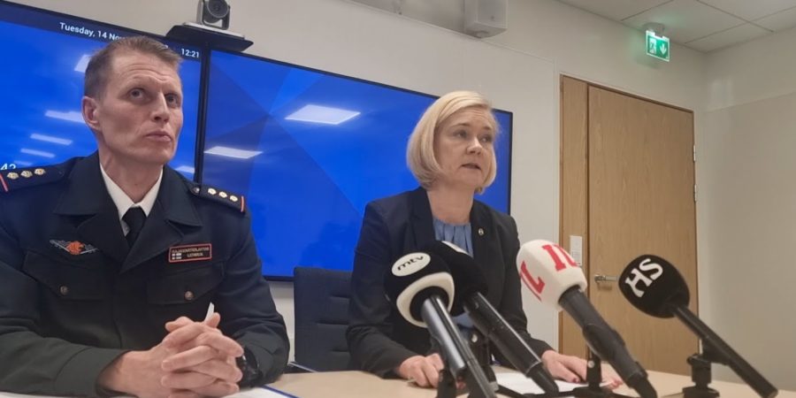 Sisäministeri Mari Rantanen kommentoi tilannetta itärajalla ja kertoo hallituksen toimista